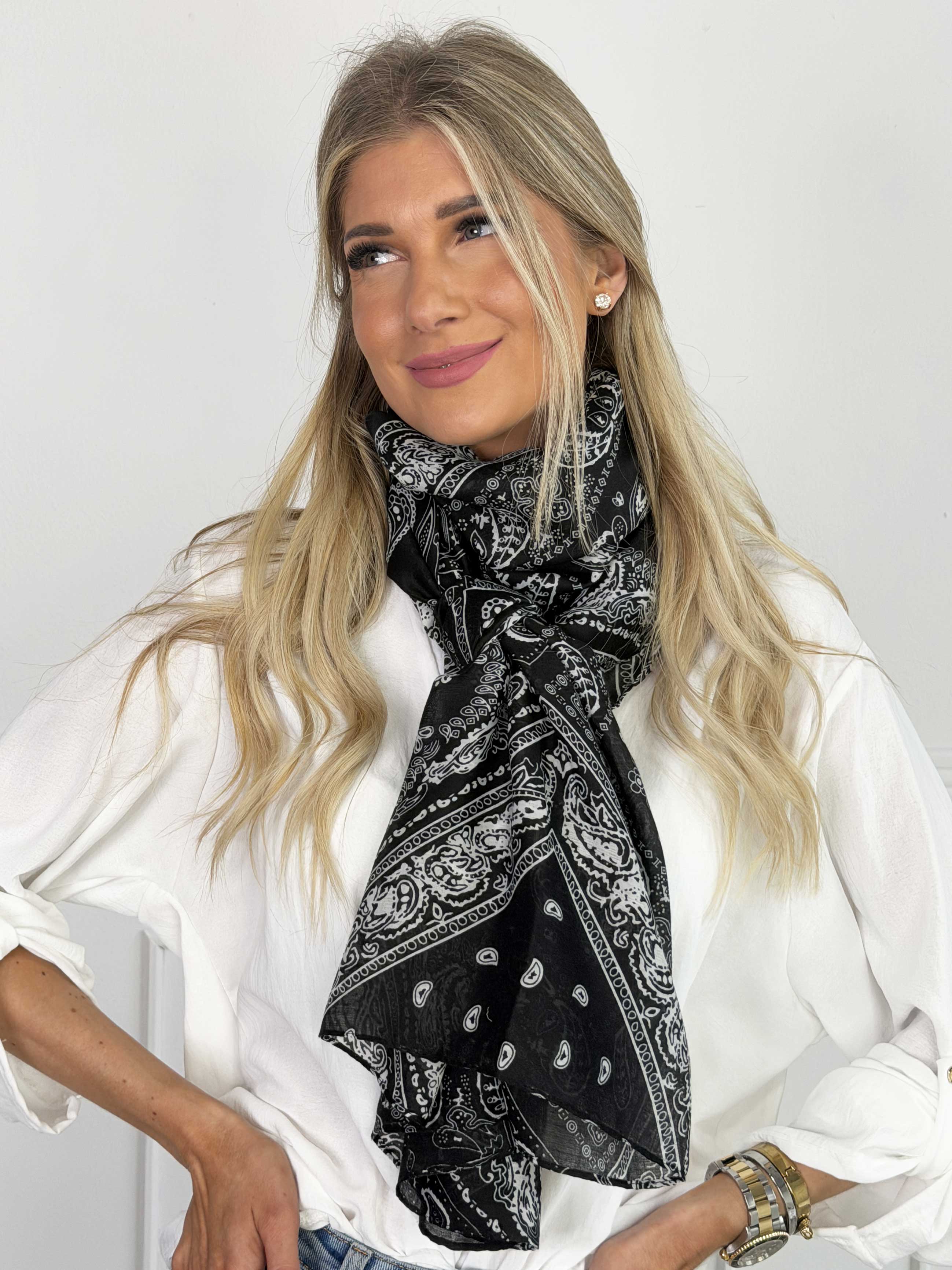 Beauty - Tørklæde i viskose med paisley mønster